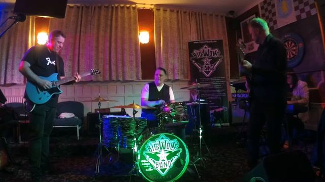 BIG WOLF BAND live test with The Q2n Zoom handy video recorder смотреть онлайн