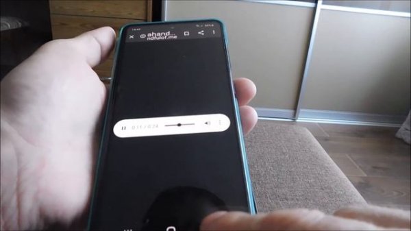 Куда с интернена скачивается музыка на телефоне андроид самсунге и хуавей хонор