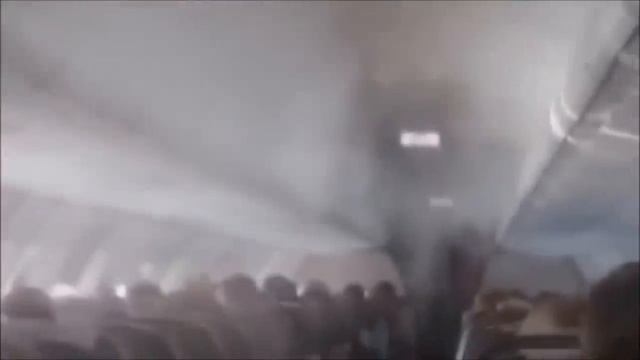 Ужасная посадка самолетов . смотреть онлайн