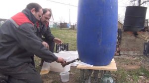 КАК МЫ НАЛИВАЕМ СИРОП В ПАКЕТЫ. ПОДКОРМКА ПЧЕЛ РАННЕЙ ВЕСНОЙ. ДАЕМ СИРОП В ПАКЕТАХ. ВЕСНА НА ПАСЕКЕ