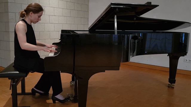 Entspannt Klassik Hören - Piano Recital- Antonia Miller смотреть онлайн