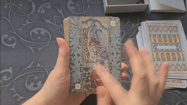 Огляд Оракулу Альфонса Мухи. Alfons Maria Mucha Oracle Cards. Новий оракул від Ло Скарабео. смотреть онлайн