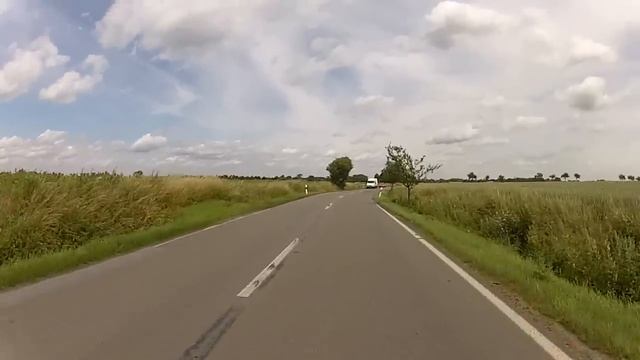 Gopro Hero 2 an Honda Integra NC 700 -2 смотреть онлайн