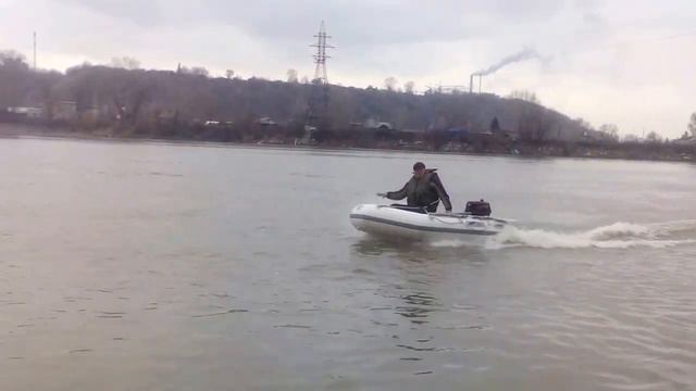 Лодка надувная Jilong Z-RAY I 300 sport длина 270, мотор ZONGSHEN-SELVA T5 BMS, 5-ч1 смотреть онлайн