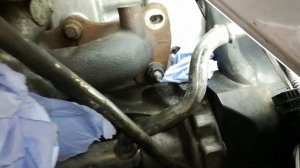 Volvo XC70 сломалась шпилька выпускного коллектора высверливаем сквозь коллектор