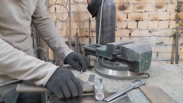 Полочка LOFT из "отходов" производства смотреть онлайн