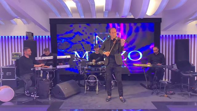 Gisher u cerek, Kar mi jamanak - Davit Matevosyan & Mezzo Band смотреть онлайн