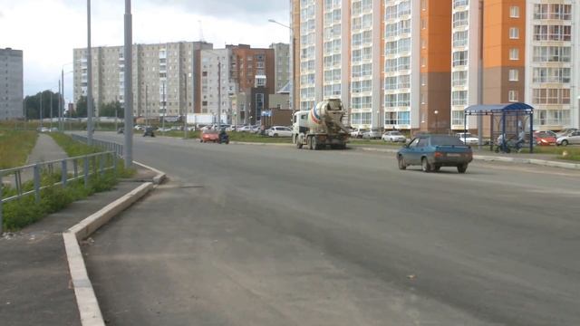 Первые попытки вилли =) Yamaha YZF-R6 видео 2 смотреть онлайн