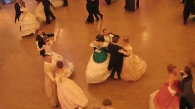 Старинный вальс в Екатерининском дворце смотреть онлайн