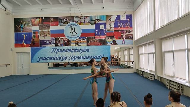 Т Жукова Николь, Нагаева Иоланта, Иванова Анастасия 2 взр вольтиж смотреть онлайн