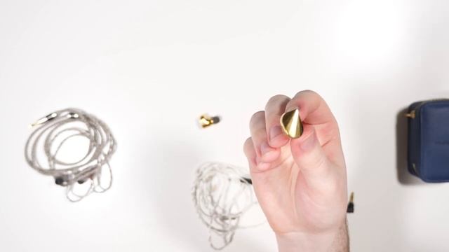 Moondrop Illumination Review | Naturally Blemished смотреть онлайн