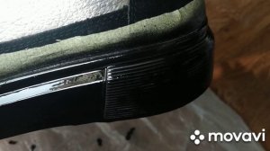 Как обновить старые кроссовки.Крашу белую подошву кроссовок.