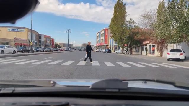 С ПРОСПЕКТ БАБЕКА НА МОНТИНА смотреть онлайн