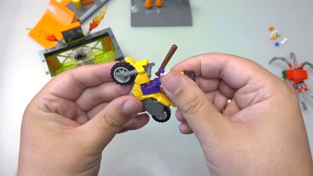 ЛЕГО ТРЮКАЧИ НА МОЗАЗЫКЛЕ! Парк каскадёров lego City 60293 смотреть онлайн