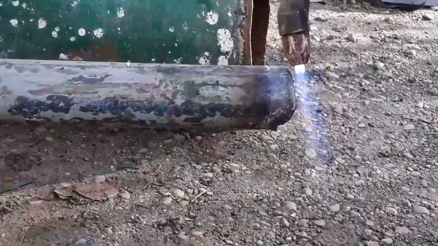 Тепловые сети! Работа газовым резаком! Учимся резать своими руками правильно и чисто! смотреть онлайн