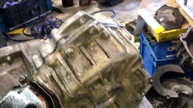 Как использовать зеркала в интерьере для создания визуального эффекта пространства