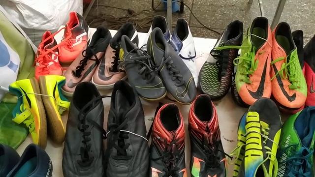 Football Shoes 3815 смотреть онлайн