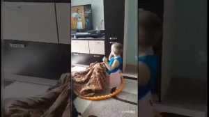 Литл биг танцуем дома