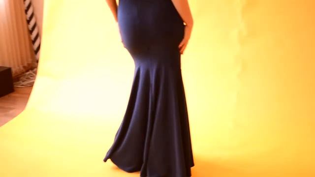 Темно-синее платье годе с открытой спиной от бренда #moda37 смотреть онлайн