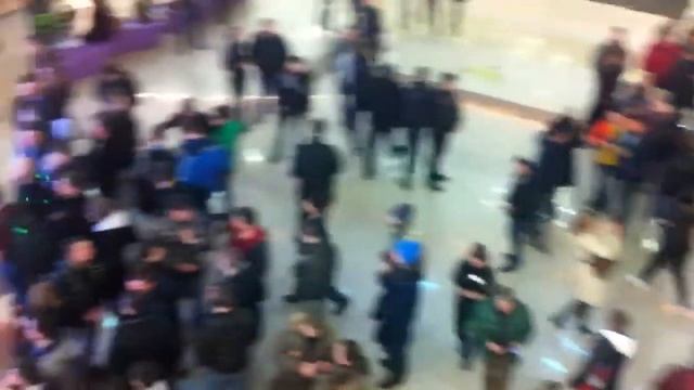 Ранний старт продаж playstation4 в магазине М.Видео, Санкт- смотреть онлайн