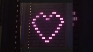 :(замигает свет)))