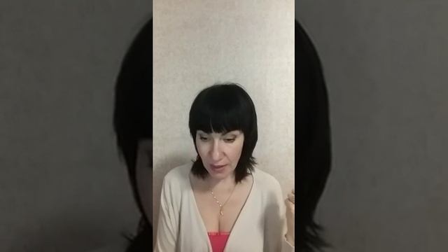 Красивое декольте! смотреть онлайн