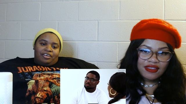 Two Very Single Girls React to Speed Dating for a Third смотреть онлайн