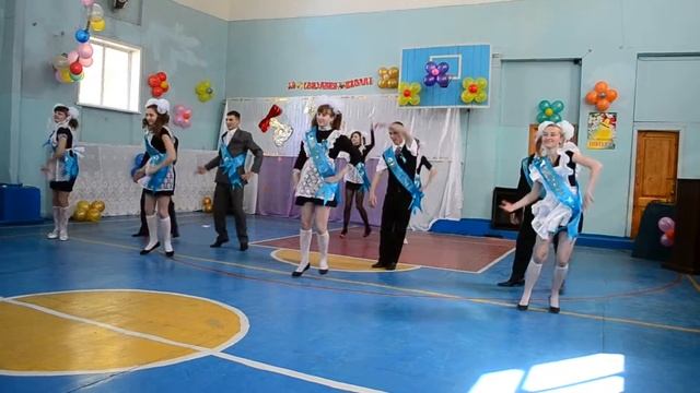 Классный танец на последний звонок)) 2013 смотреть онлайн