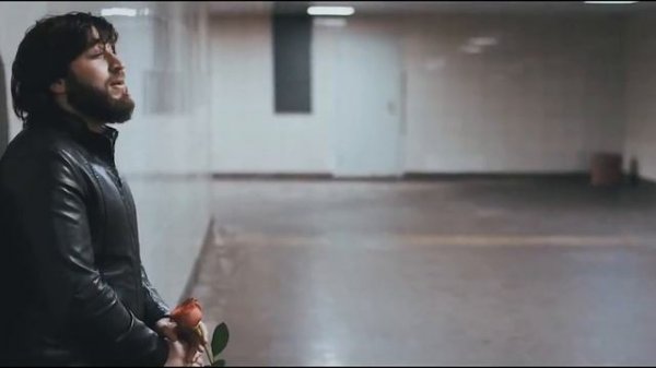 Неизвестен