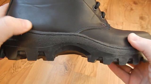 БЕРЦЫ ДЕМИСЕЗОННЫЕ VARAN натуральная кожа, подкладка кожа, облегчённые.