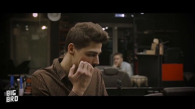 Почему мужчины ходят в барбершопы смотреть онлайн