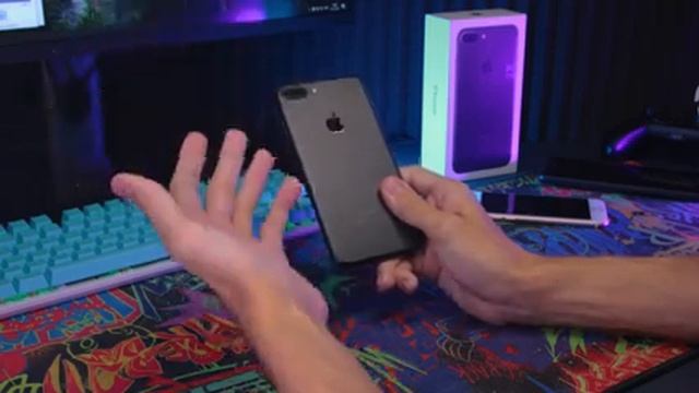 Переход на беспроводные технологии! Смотрим на iPhone 7 Plus в 2023 году смотреть онлайн