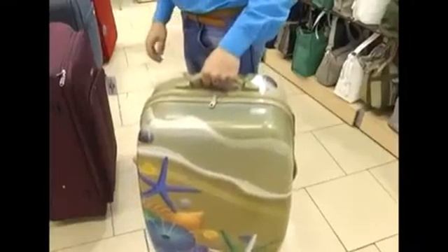 Выбор чемоданов в сети магазинов "Империя Сумок" смотреть онлайн