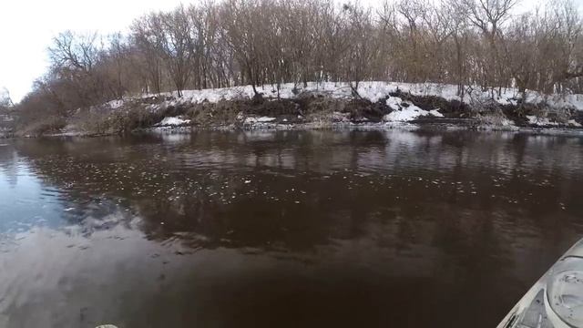 Spring Fishing For River Predators! смотреть онлайн