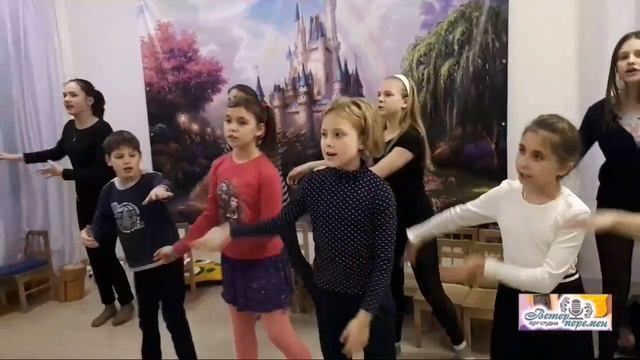 Репетиции в школе-студии КЛИПОМАНИЯ "Ветер Перемен" смотреть онлайн