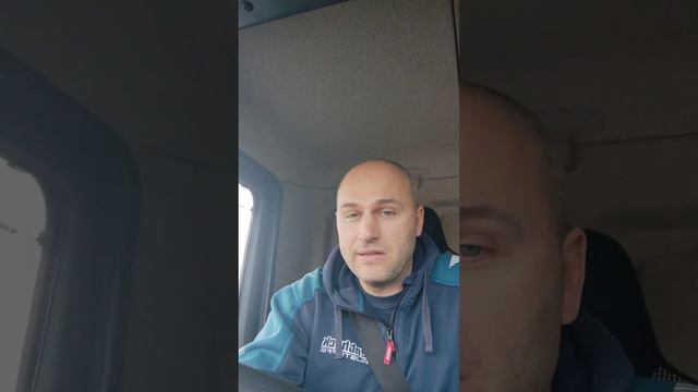 Кто просит милостыню в Германии? смотреть онлайн