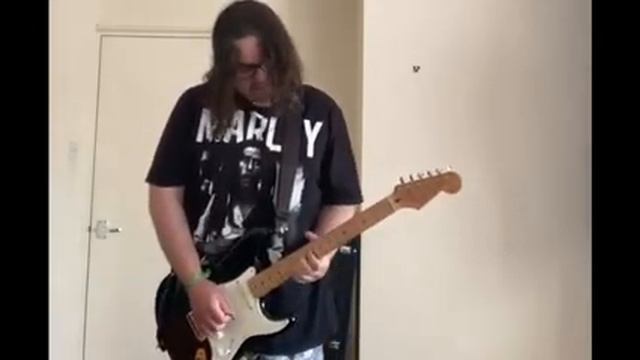 Spanish Castle Magic Cover on Squier E series Stratocaster смотреть онлайн