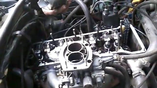 Дырки в поршнях и зеркала - это работает смотреть онлайн