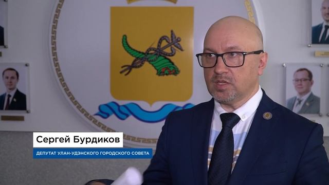 Детская площадка на крыше паркинга. Кто за неё отвечает? смотреть онлайн