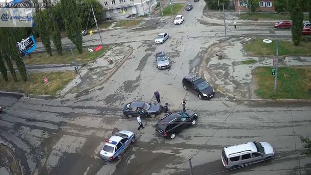 Авария ул.Степана Разина - ул.Свердлова _ 26.07.2020 Шадринск смотреть онлайн