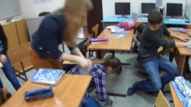 отдираем жвачки смотреть онлайн