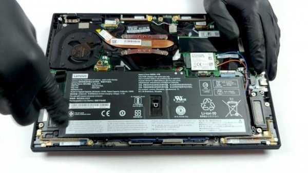 Lenovo ThinkPad X1 Carbon 7th Gen - disassembly and upgrade options
