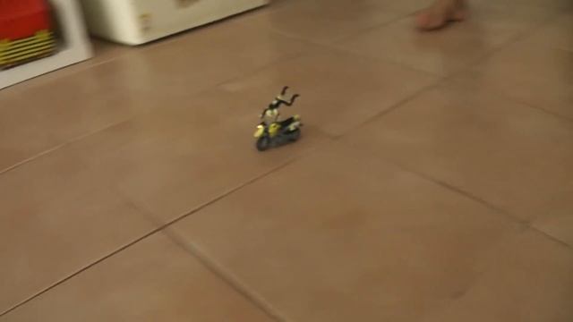 Amazing RC Motocross Hurricane Stunt Bikes and Funny Riders смотреть онлайн