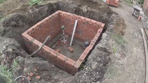СТРОИТЕЛЬСТВО УЛИЧНОГО ПОГРЕБА ИЗ КРАСНОГО КИРПИЧА// СВОИМИ РУКАМИ(часть 2)