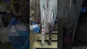 Замена задних стоек на Фольксваген гольф 5.