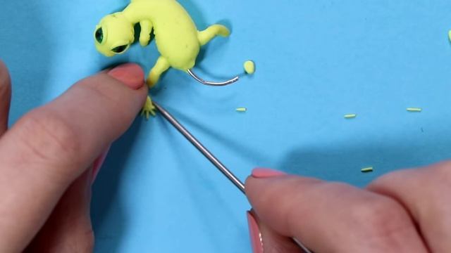 Леплю ЯЩЕРИЦУ ЭУБЛЕФАР! Улыбающийся геккон в миниатюре! Как слепить питомца для кукол ? Анна Оськин смотреть онлайн