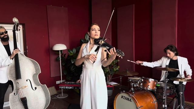 Golden Hour - violin cover смотреть онлайн