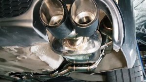 AUDI A6 C7 тесты выхлопа с  резонатором Гельмгольца. Самый тихий прямоток на 500 сил.