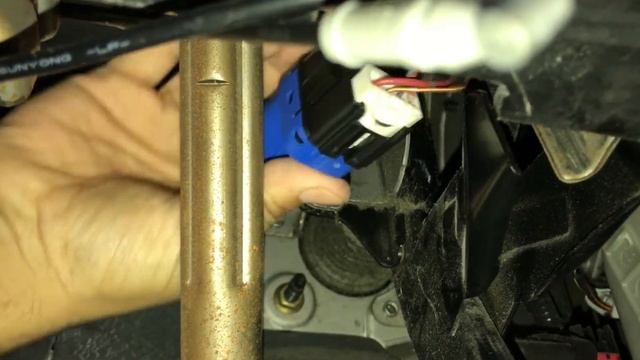 Mazda 3 2004 - Brake/Stop Light Switch Replacement (DIY Garage) смотреть онлайн