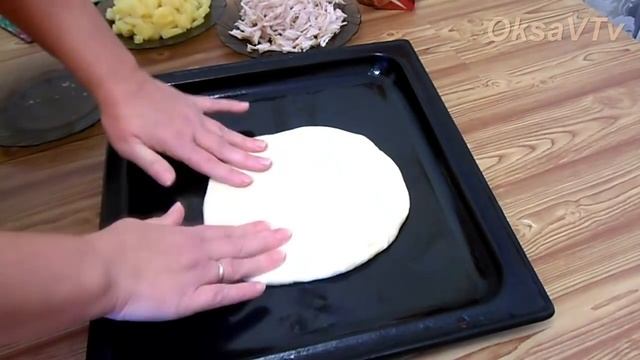 "Гавайская" пицца по традиционному рецепту. Hawaiian pizza on a traditional recipe смотреть онлайн